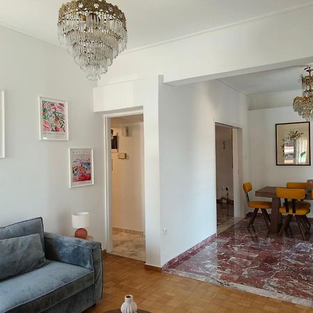 Апартаменты Stylish Artistic Flat With View, Three Min To Metro Афины Экстерьер фото