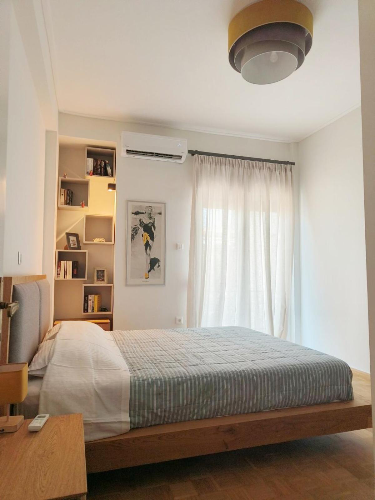 Апартаменты Stylish Artistic Flat With View, Three Min To Metro Афины Экстерьер фото